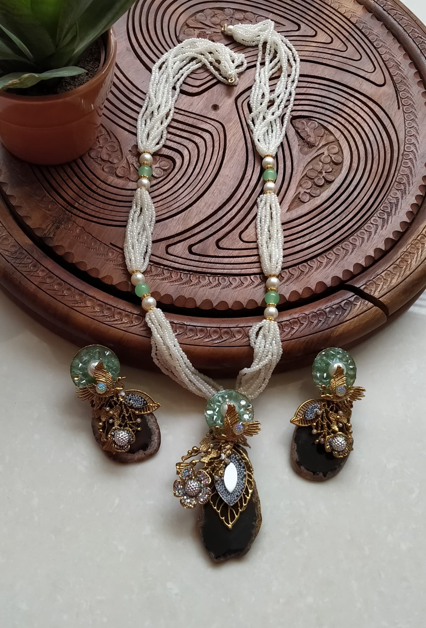*Handmade Turkish work with Aqeaeq stone mala set